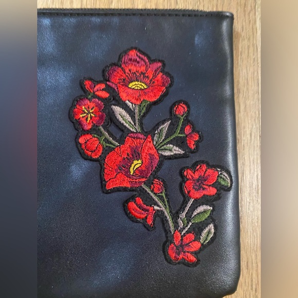 Mango Zippered Pouch - Picture 2 of 8